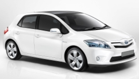 Toyota Auris HSD Alloy Wheels and Tyre Packages.