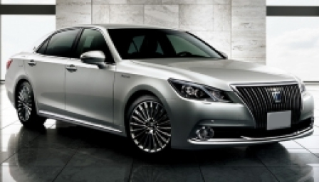 Toyota Crown Majesta Alloy Wheels and Tyre Packages.