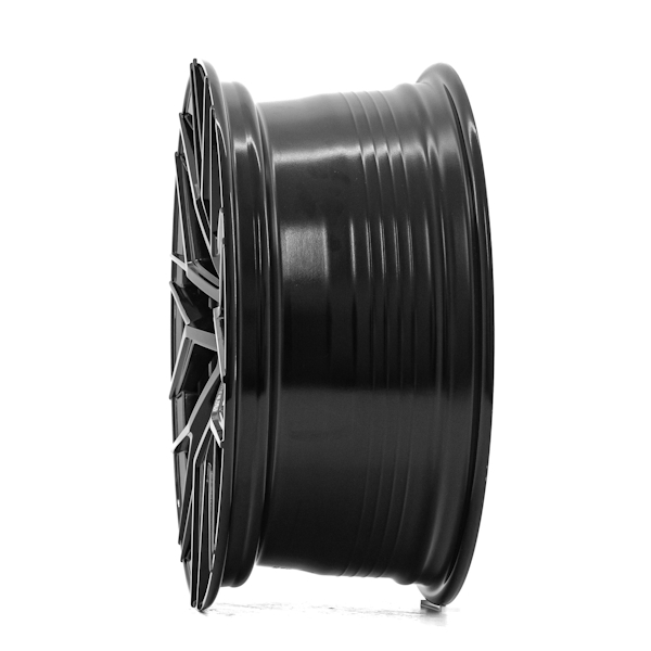 18" Axe EX44 Gloss Black Alloy Wheels