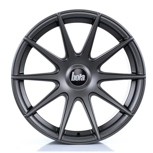 18" Bola CSR Matt Gunmetal Alloy Wheels