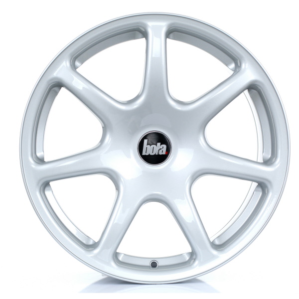 8.5x18 (Front) & 9.5x18 (Rear) Bola B7 Silver Alloy Wheels