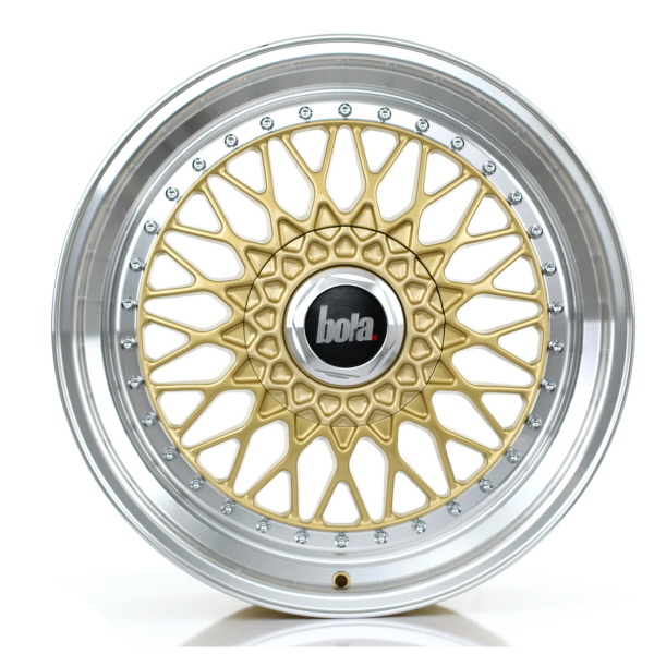 18 Inch Bola TX09 Gold Alloy Wheels