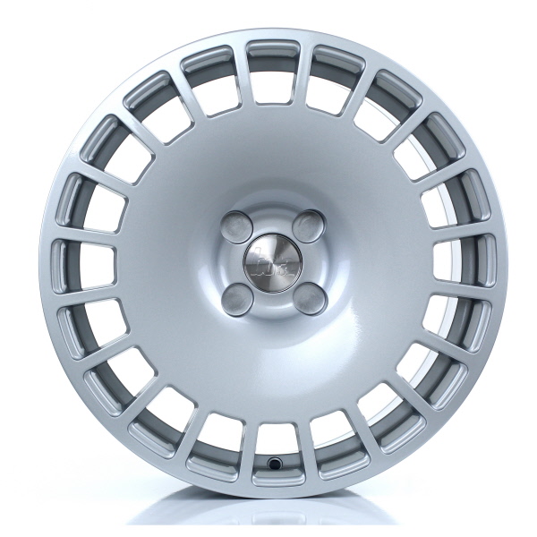 18 Inch Bola B12 Transit Silver Alloy Wheels