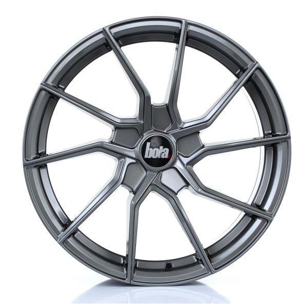 19 Inch Bola B25 Gloss Gunmetal Alloy Wheels