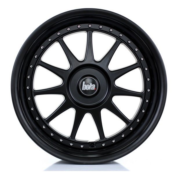18 Inch Bola B4 Matt Black/Silver Rivets Alloy Wheels